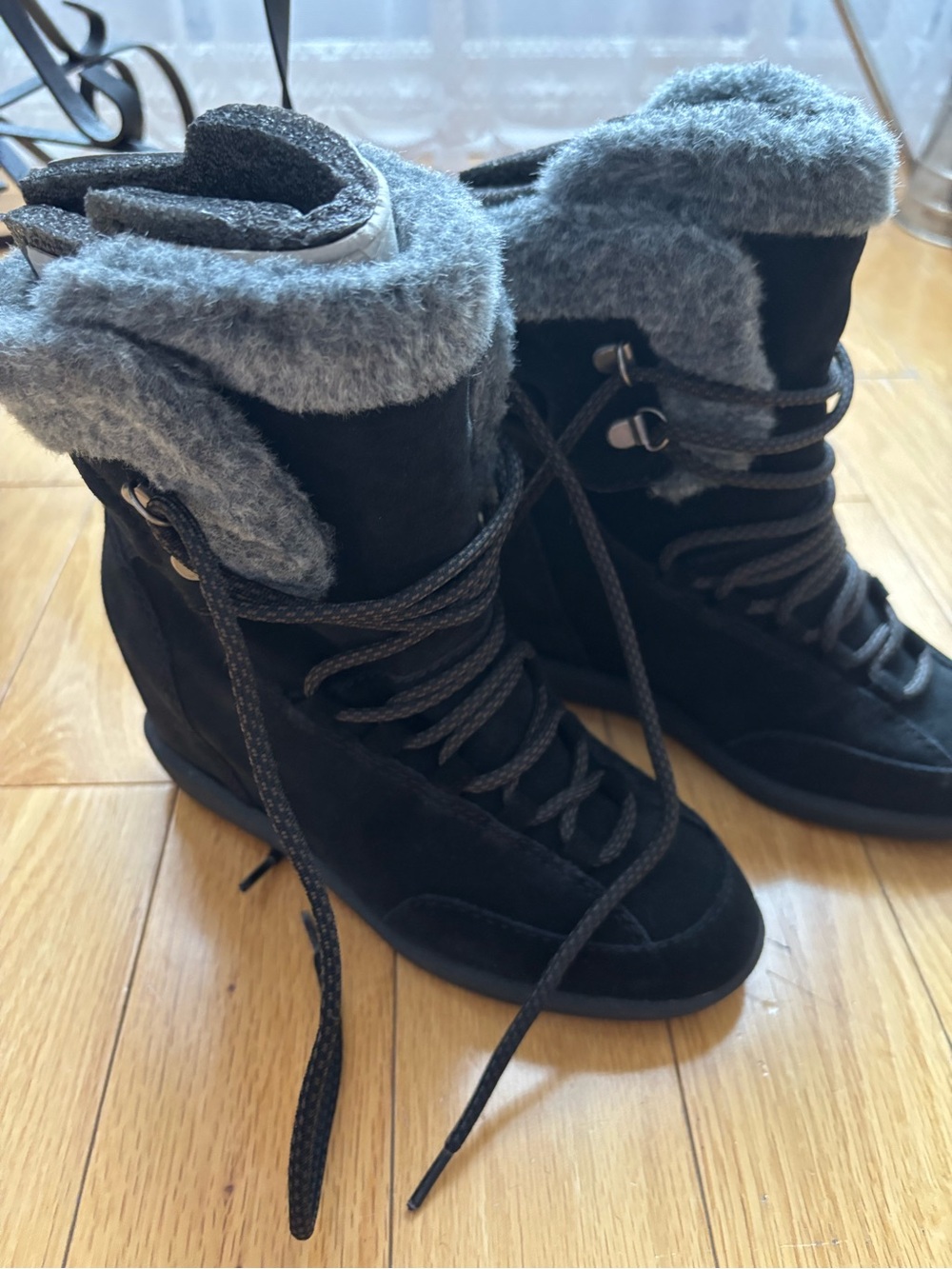 Nine West Black Suede Lace-Up Ankle Boots with Gray Faux Fur Cuff